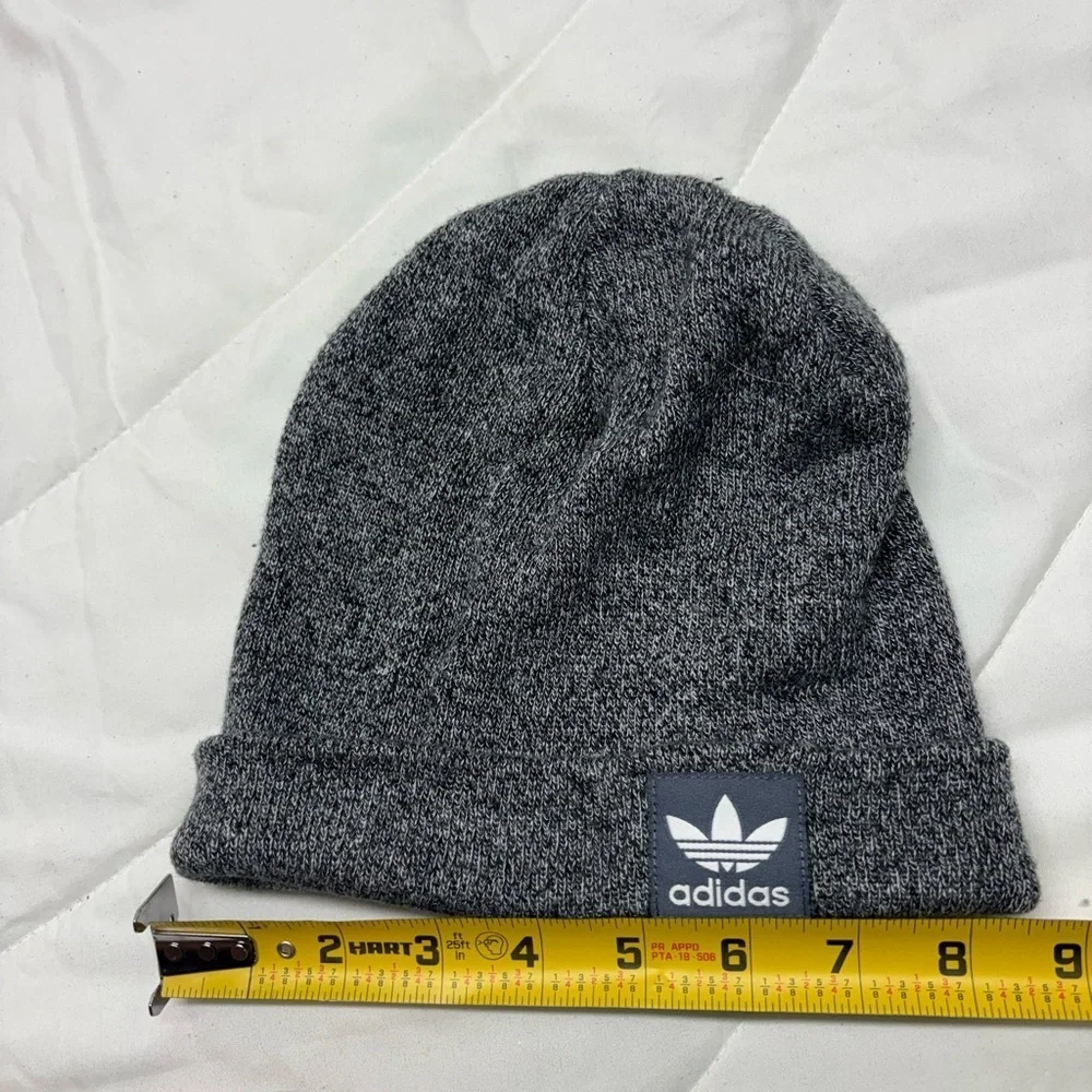 adidas Men Grey Grove Acrylic hat beanie